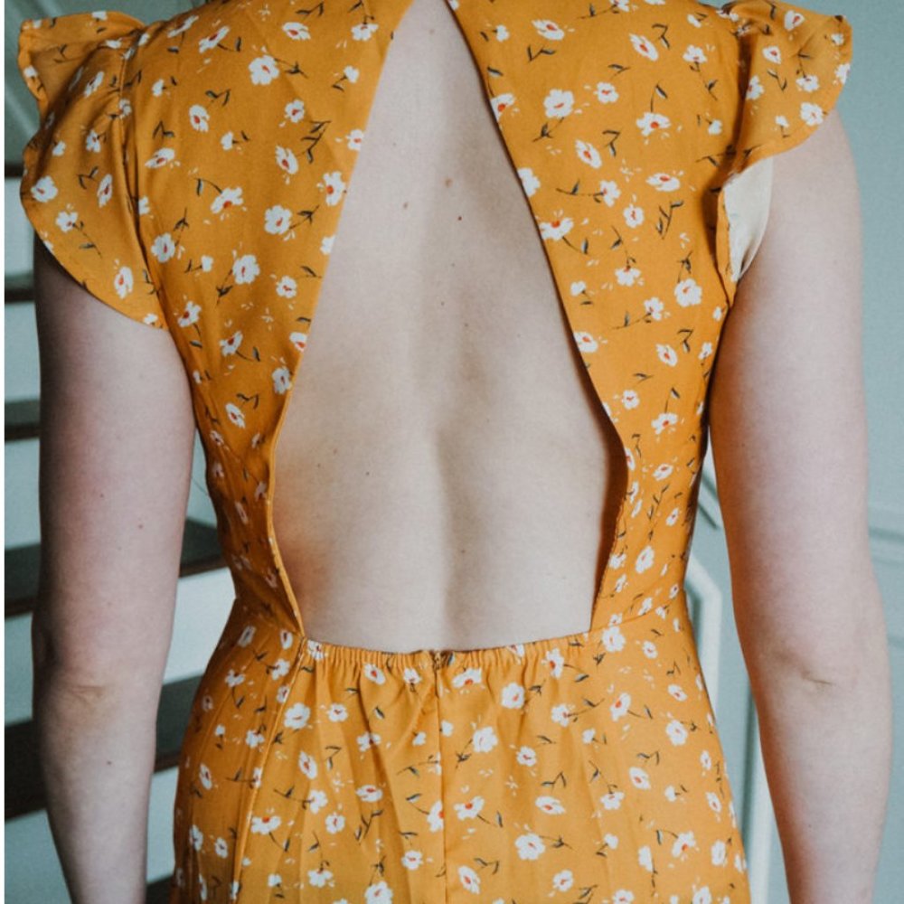 Final sale! Open back chiffon dress - Picture 9 of 14